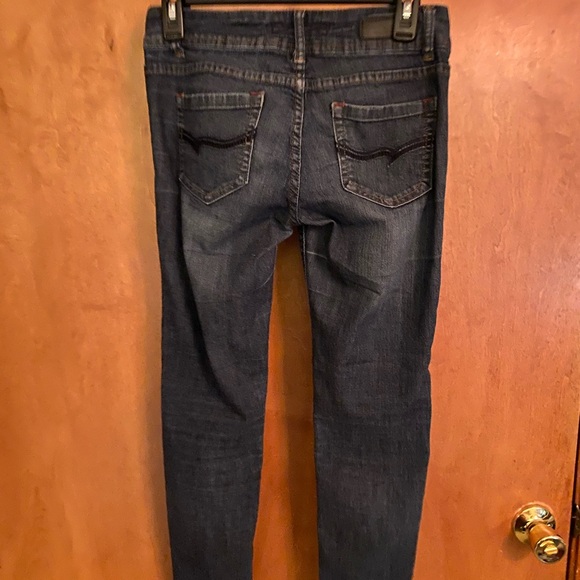 Love Culture skinny jeans distressed Size 5 - Picture 4 of 7